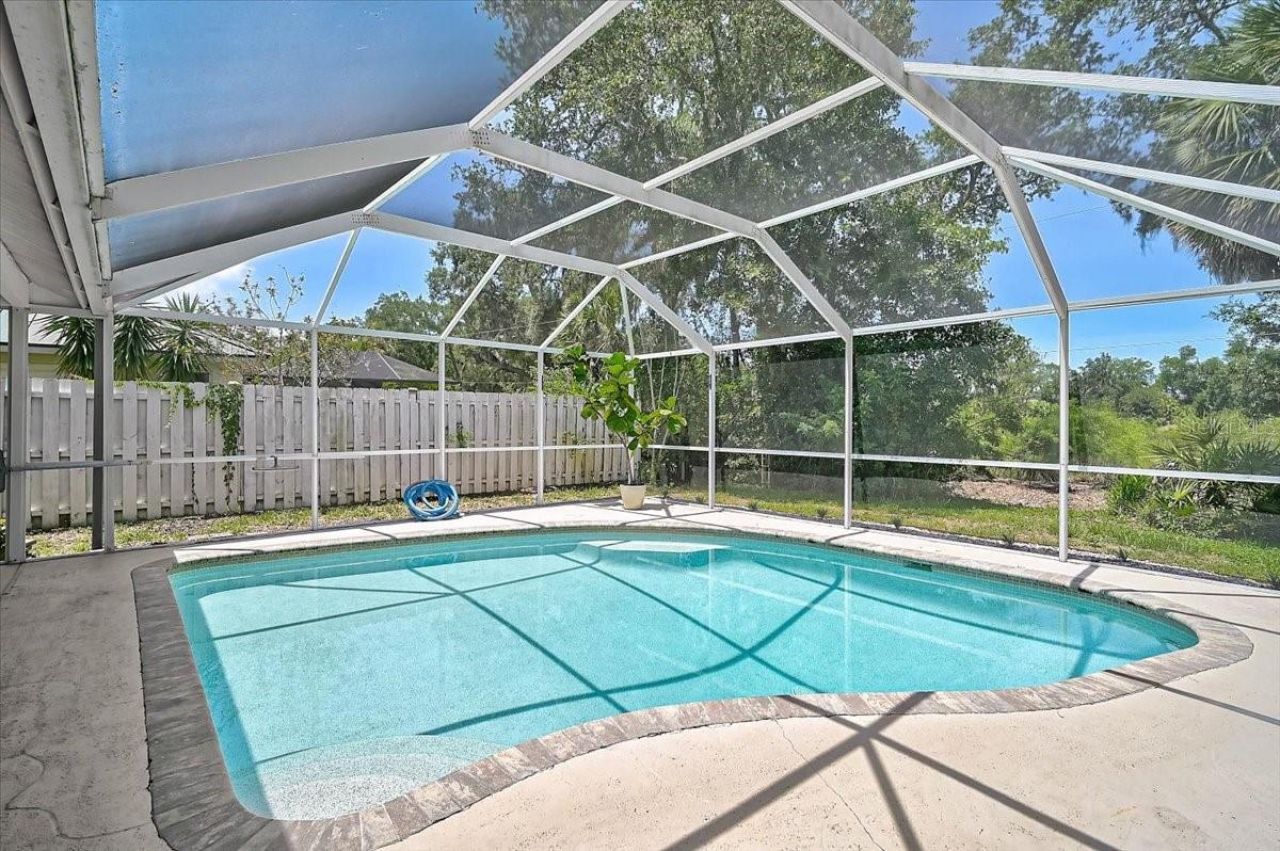 5737 Forester Lake Drive, Sarasota, FL 34243 Photo