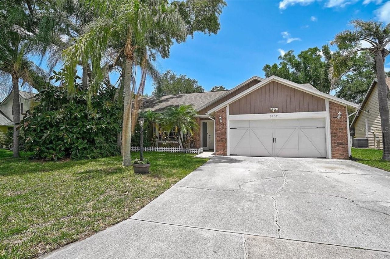5737 Forester Lake Drive, Sarasota, FL 34243 Photo