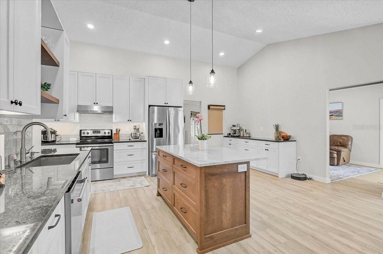 5737 Forester Lake Drive, Sarasota, FL 34243 Photo