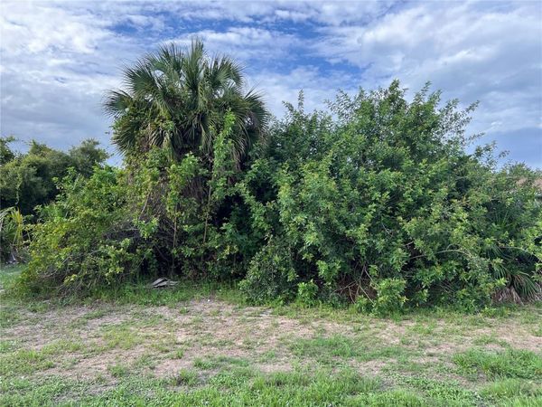 12173 GULFSTREAM BOULEVARD , PORT CHARLOTTE, FL 33981