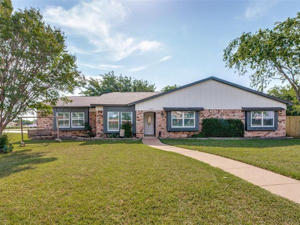 4316 Jennifer Lane, Crowley, TX 76036