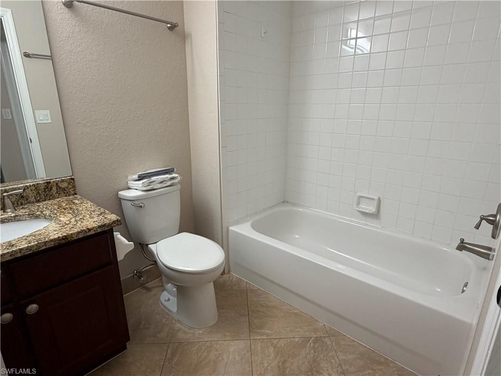4635 Saint Croix Ln, Unit 1214, Naples, FL 34109 Photo