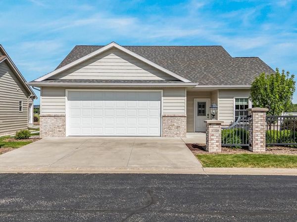 3758 N WAYSIDE LANE, Appleton, WI 54913