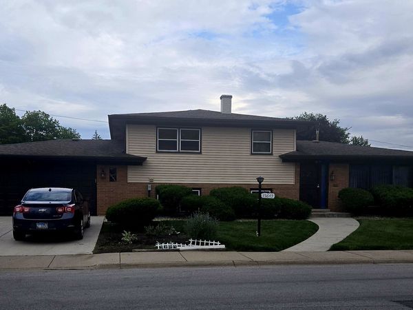 15643 Gouwens Lane , South Holland, IL 60473
