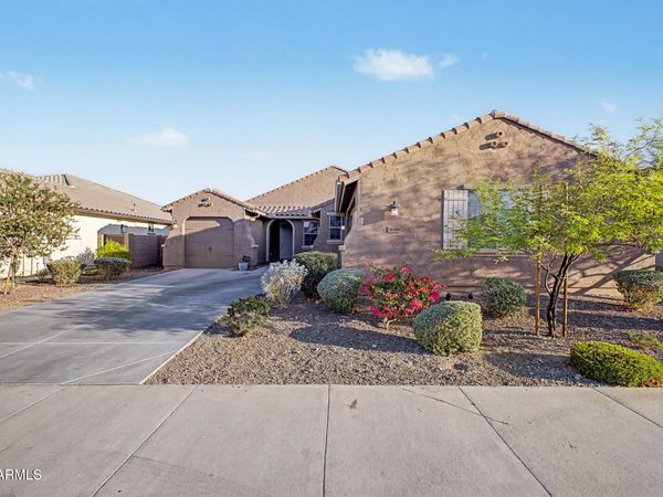 18399 W MOUNTAIN SKY Avenue, Goodyear, AZ 85338