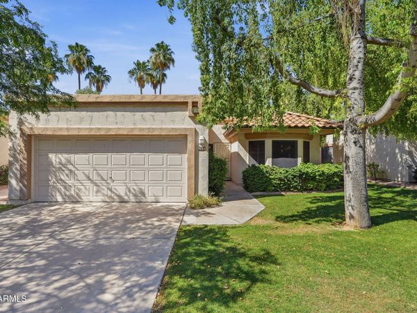9118 W Taro Lane, Peoria, AZ 85382