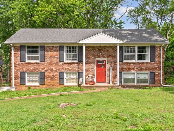 212 Slayden Cir , Clarksville, TN 37040