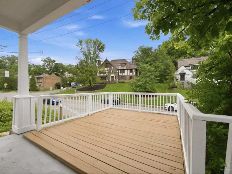 3262 Linwood Avenue, Cincinnati, OH 45226 Photo 6