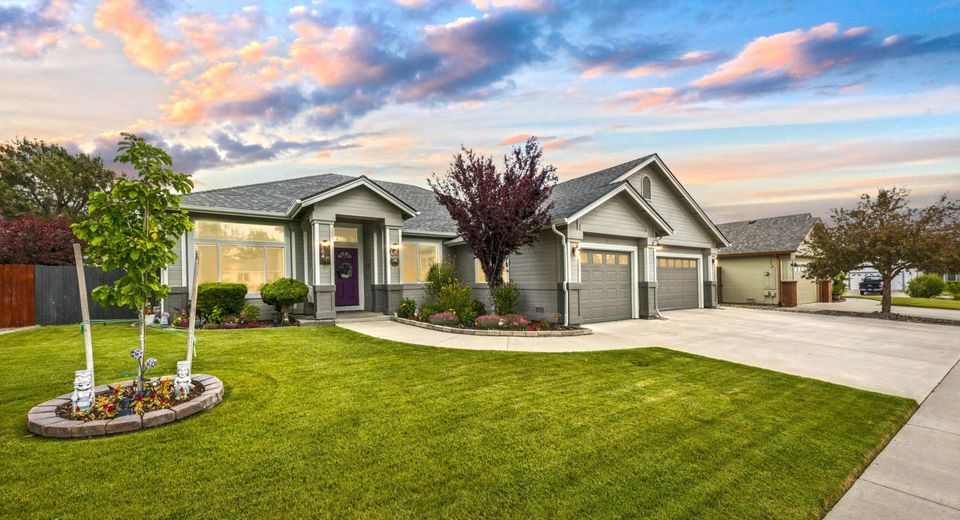 764 Raab Court, Gardnerville, NV 89460 Photo