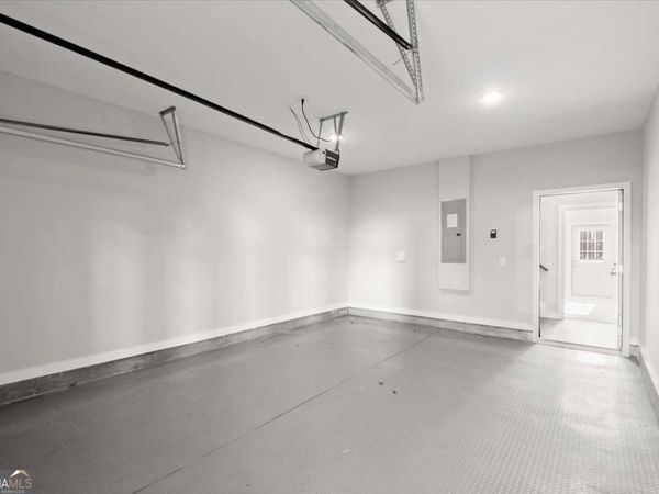 2017 Ocean Drive, Atlanta, GA 30318