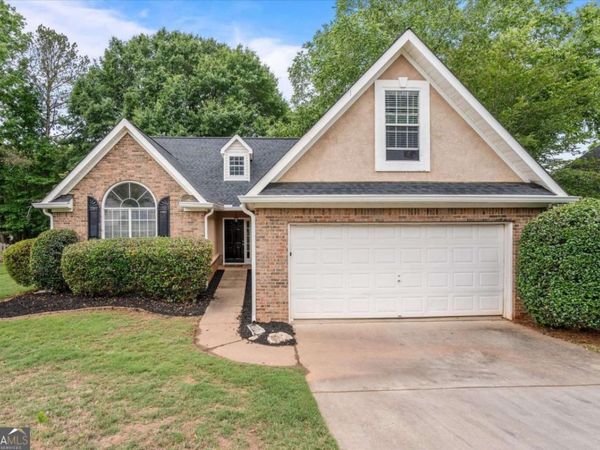 137 Pecan Crescent, Newnan, GA 30265