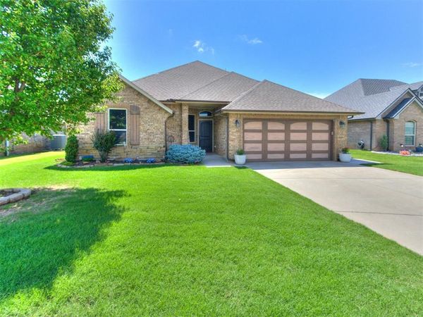 3017 San Juan Trail, Moore, OK 73160