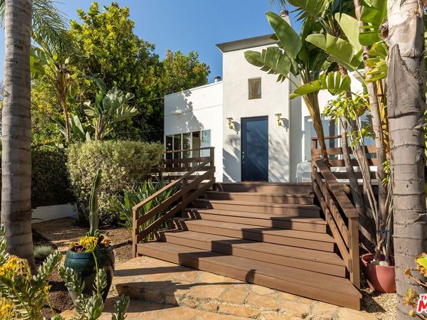 3438 Larissa Drive, Los Angeles, CA 90026