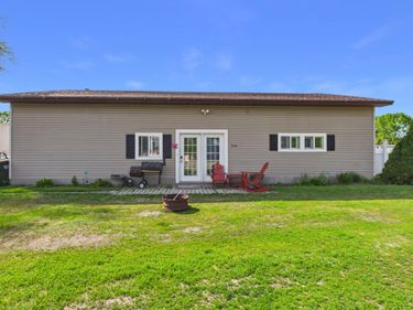 704 Getty Street S, Sauk Centre, MN 56378