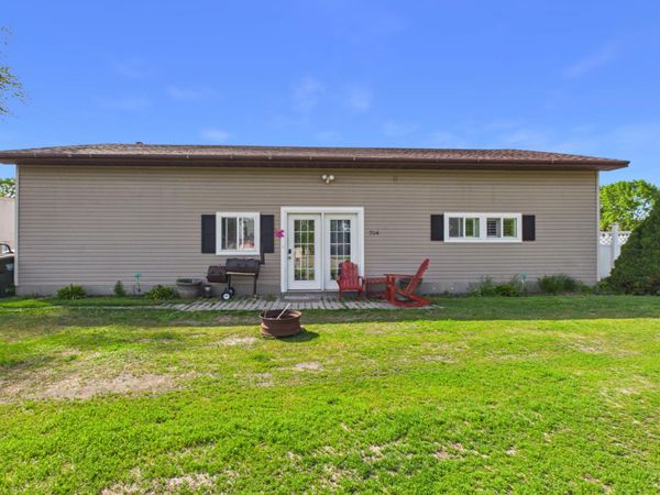 704 Getty Street S, Sauk Centre, MN 56378