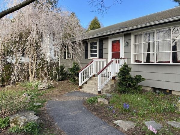 1282 Central Ave, Needham, MA 02492