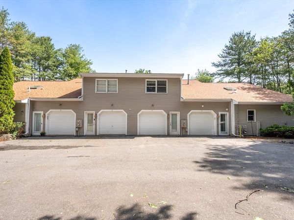 2 Aurora Ln, Unit 2, Salem, MA 01970