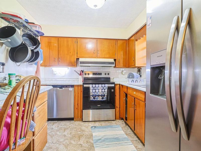 568 Barbara Drive , Tipp City, OH 45371 Photo 6