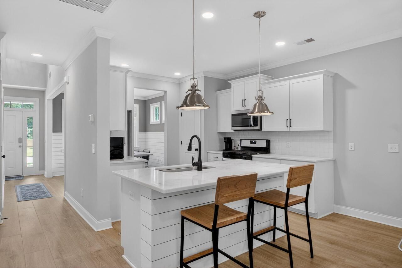 107 Windward Drive Photo 13