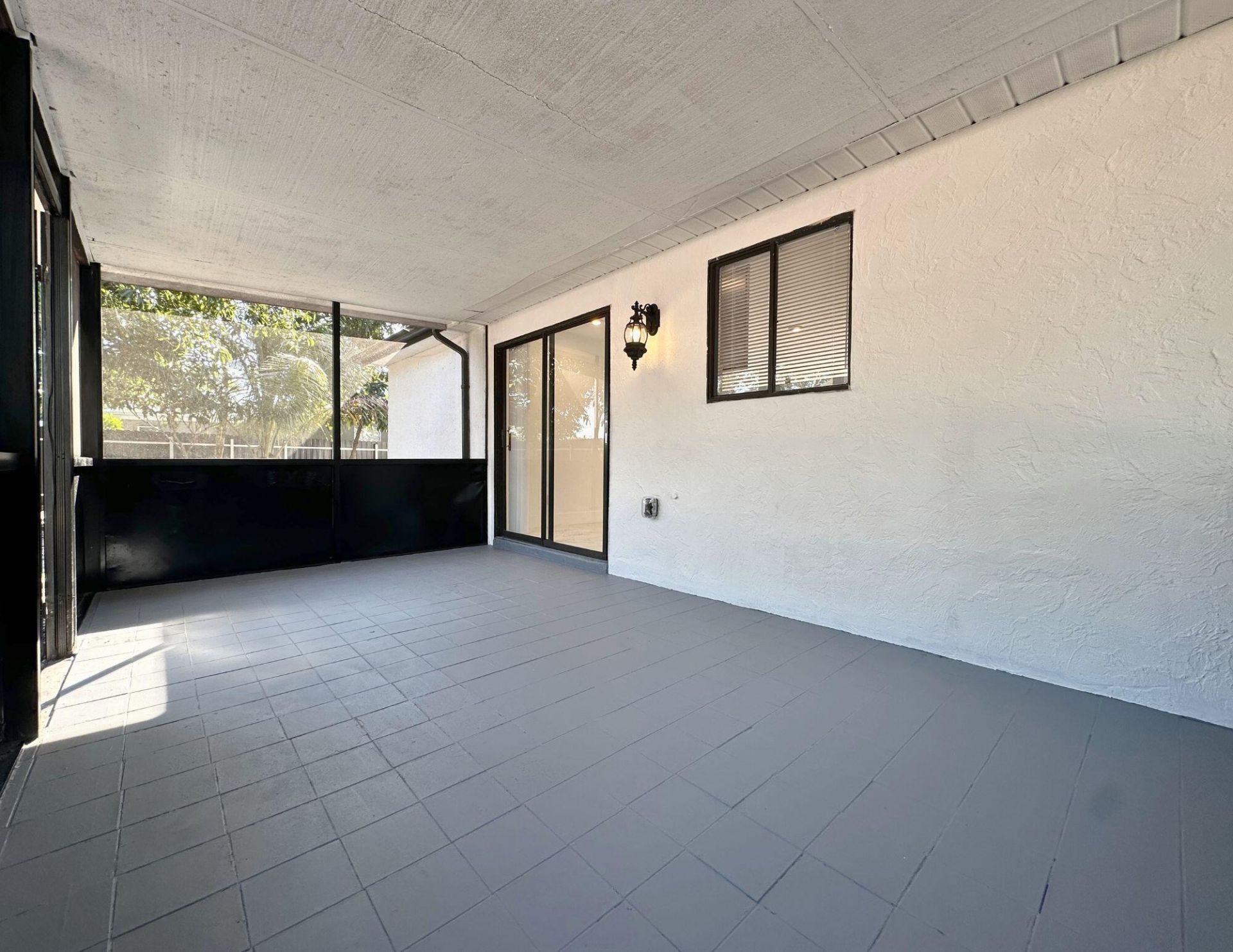 1049 Grandview Circle, Royal Palm Beach, FL 33411 Photo
