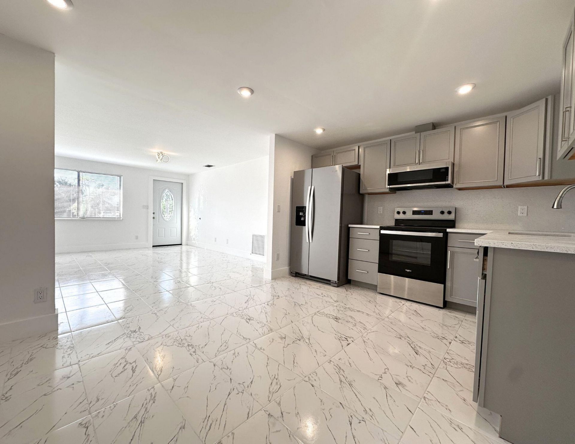 1049 Grandview Circle, Royal Palm Beach, FL 33411 Photo