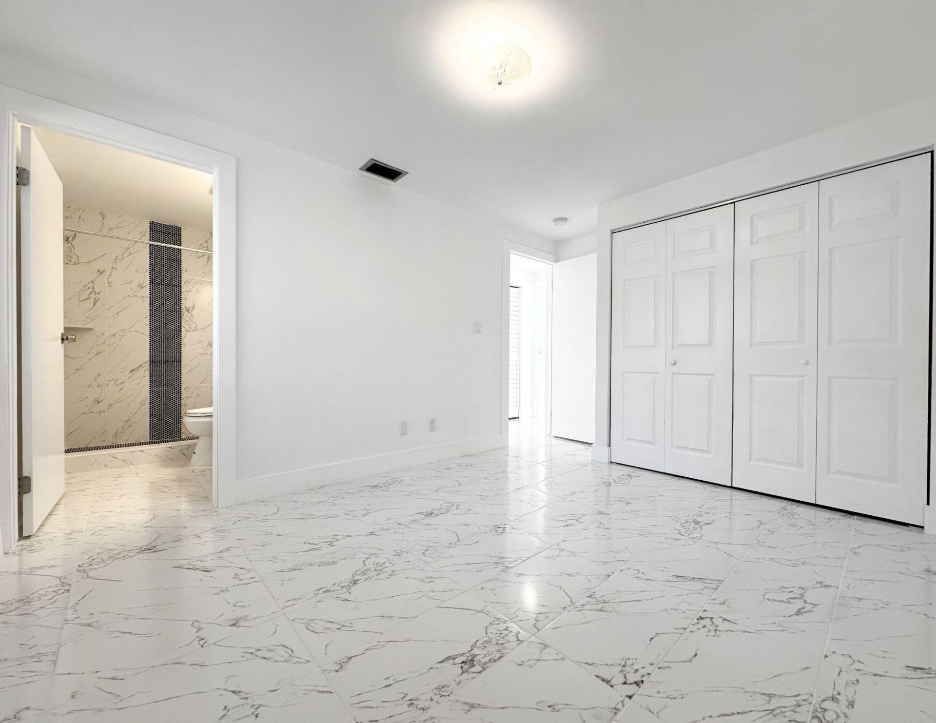 1049 Grandview Circle, Royal Palm Beach, FL 33411 Photo