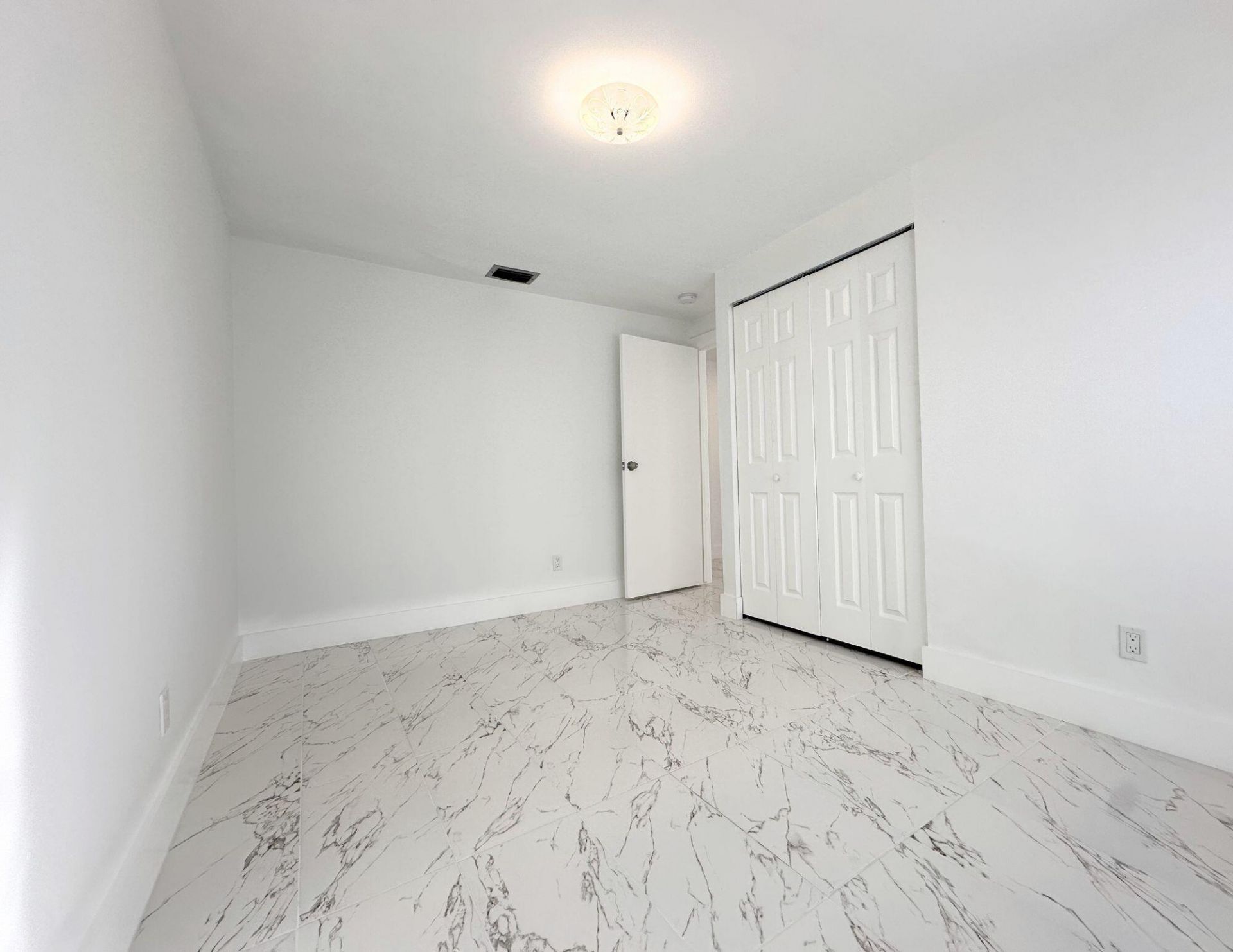 1049 Grandview Circle, Royal Palm Beach, FL 33411 Photo