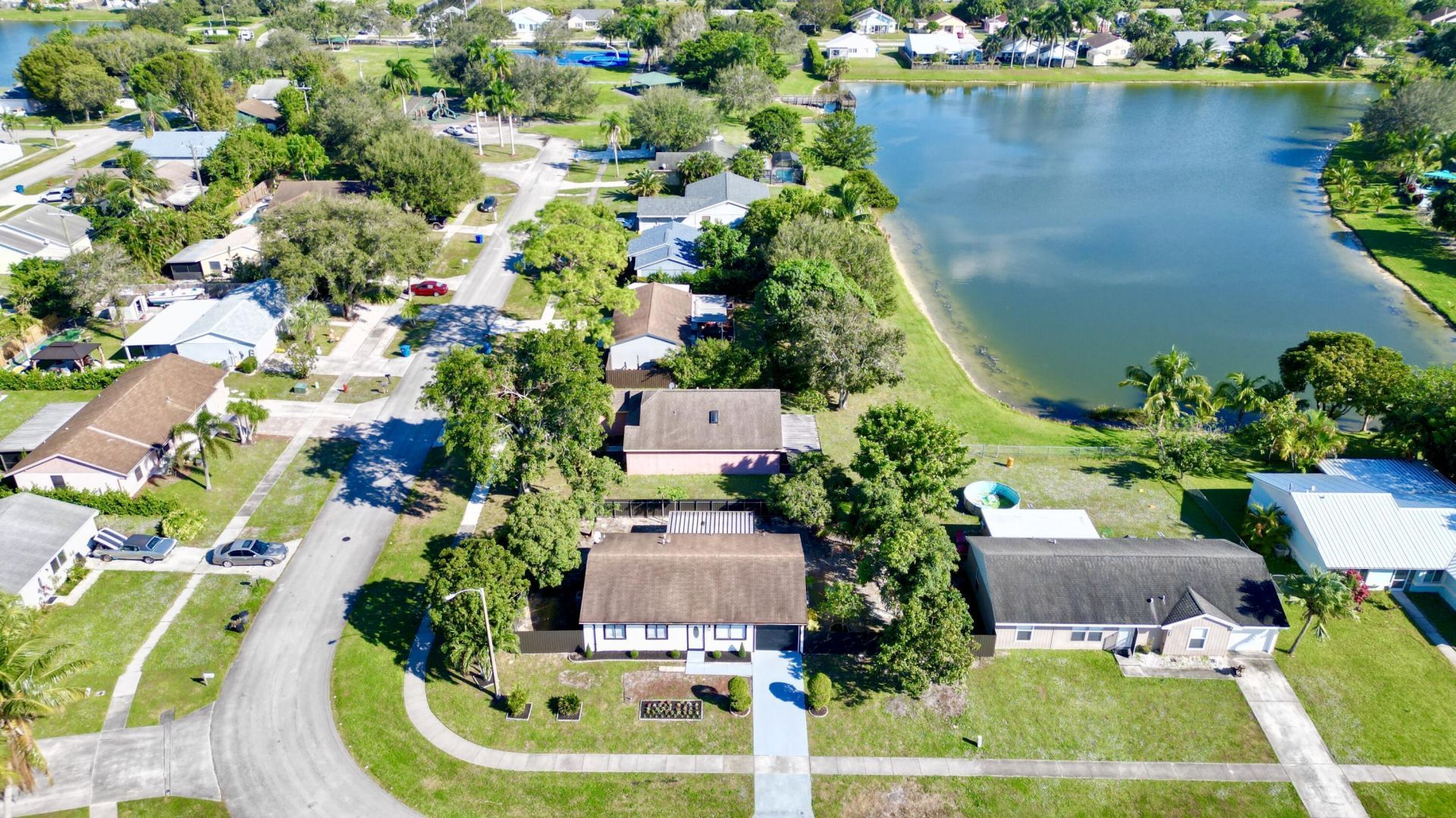 1049 Grandview Circle, Royal Palm Beach, FL 33411 Photo