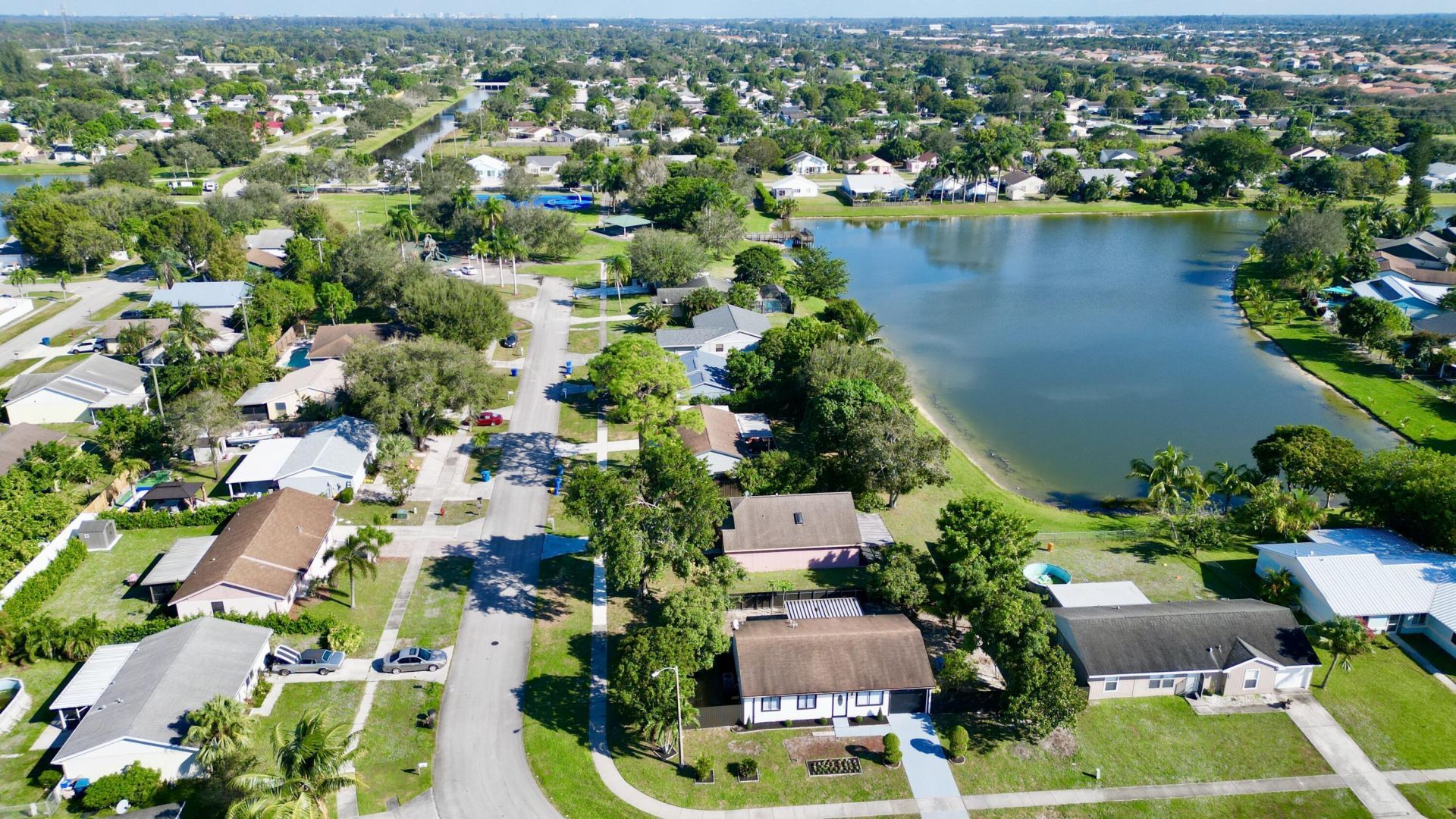 1049 Grandview Circle, Royal Palm Beach, FL 33411 Photo