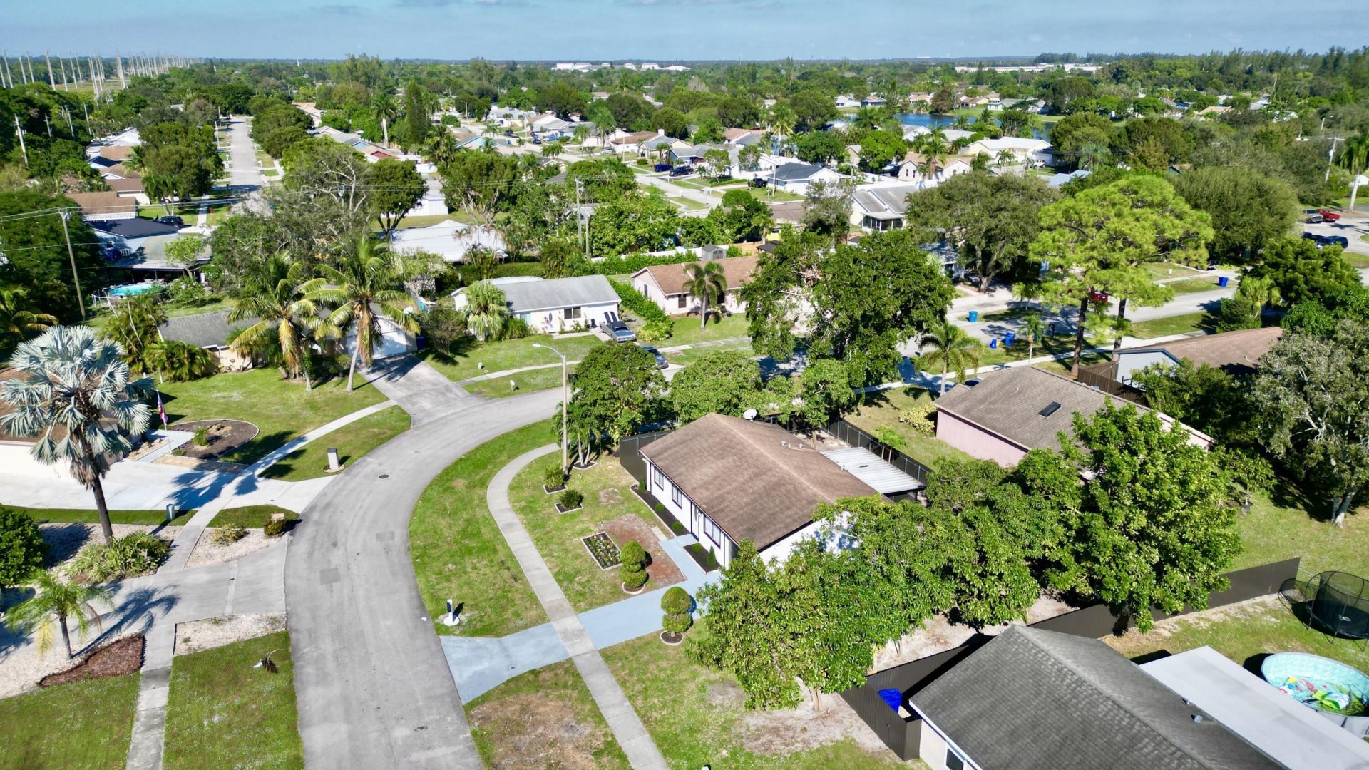 1049 Grandview Circle, Royal Palm Beach, FL 33411 Photo