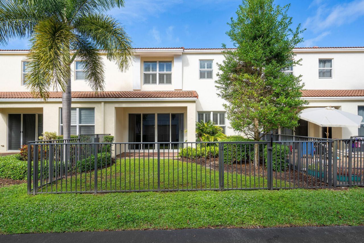 4872 NW 16th Terrace, Boca Raton, FL 33431 Photo