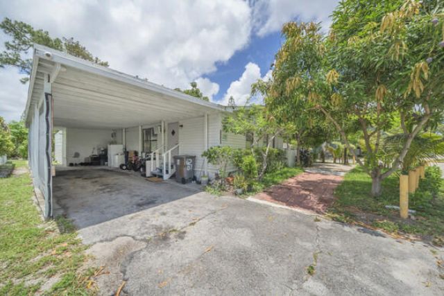 6201 18th Street S, West Palm Beach, FL 33415 Photo