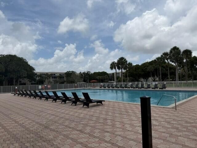 3341 NW 47th Terrace, Unit 408, Lauderdale Lakes, FL 33319 Photo