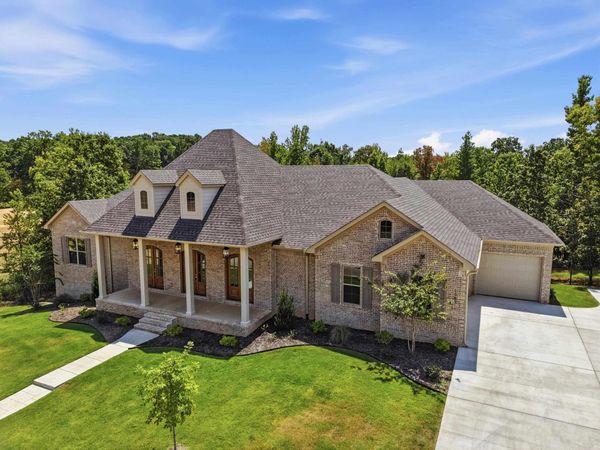 1583 Bighorn Drive, Benton, AR 72019