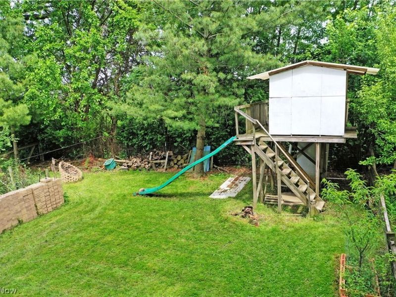 7435 Westview Drive, Youngstown, OH 44512 Photo 37