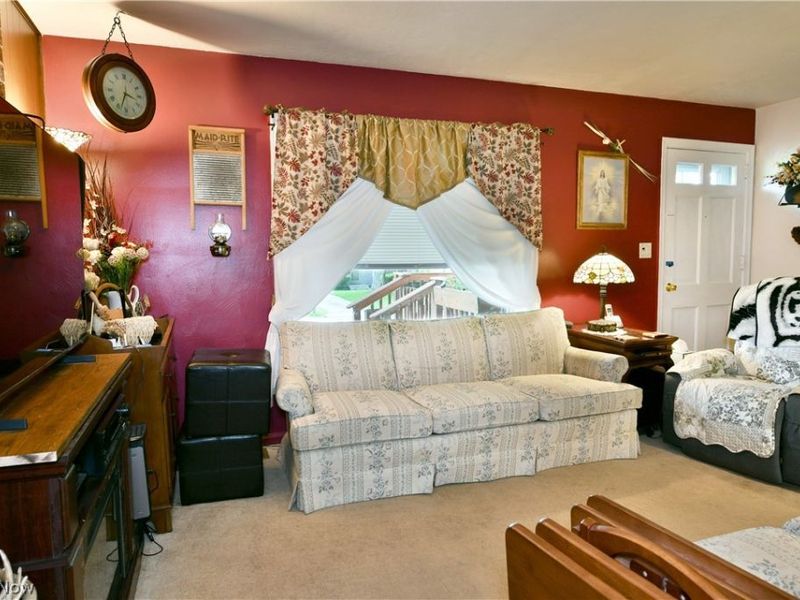7435 Westview Drive, Youngstown, OH 44512 Photo 8