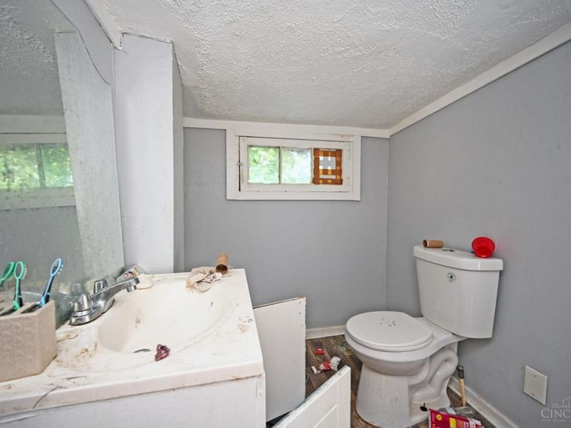 3918 Tappan Avenue, Cincinnati, OH 45223 Photo 13