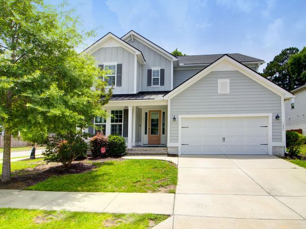 1221 Gannett Road, Mount Pleasant, SC 29464