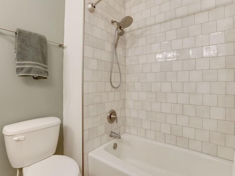 1366 Bluff Avenue, Unit A, Columbus, OH 43212 Photo 21