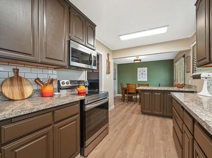 1204 Shadowglen Rd, Sacramento, CA 95864 Photo