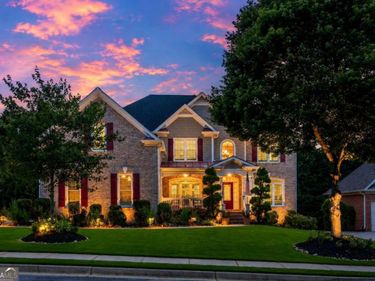 2621 Trailing Ivy Way, Buford, GA 30519