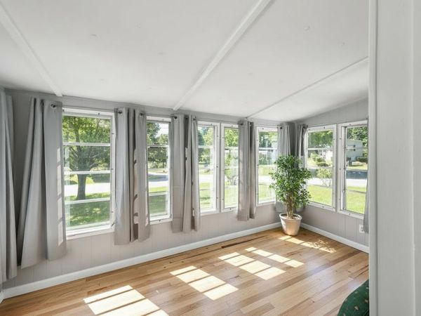1 Woodgate Circle, Tilton, NH 03276