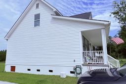 109 Dotson Street photo 4
