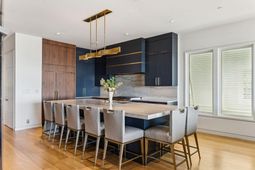 58 Grand Pavilion Drive photo 4