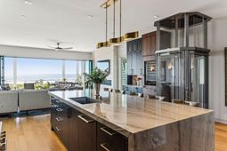 58 Grand Pavilion Drive photo 4