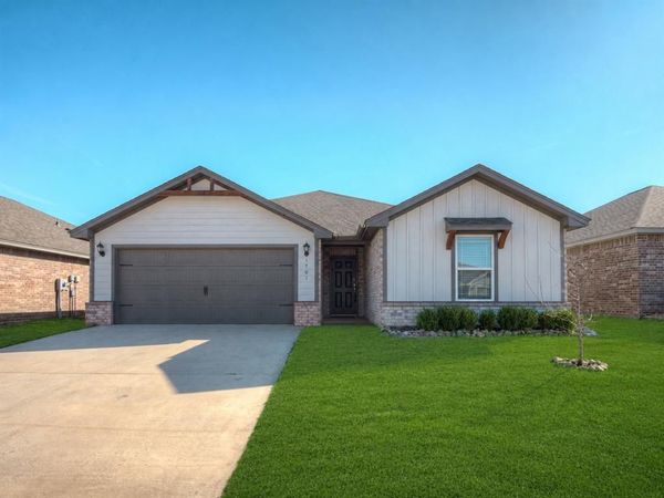 1701 Maroon Drive, El Reno, OK 73036
