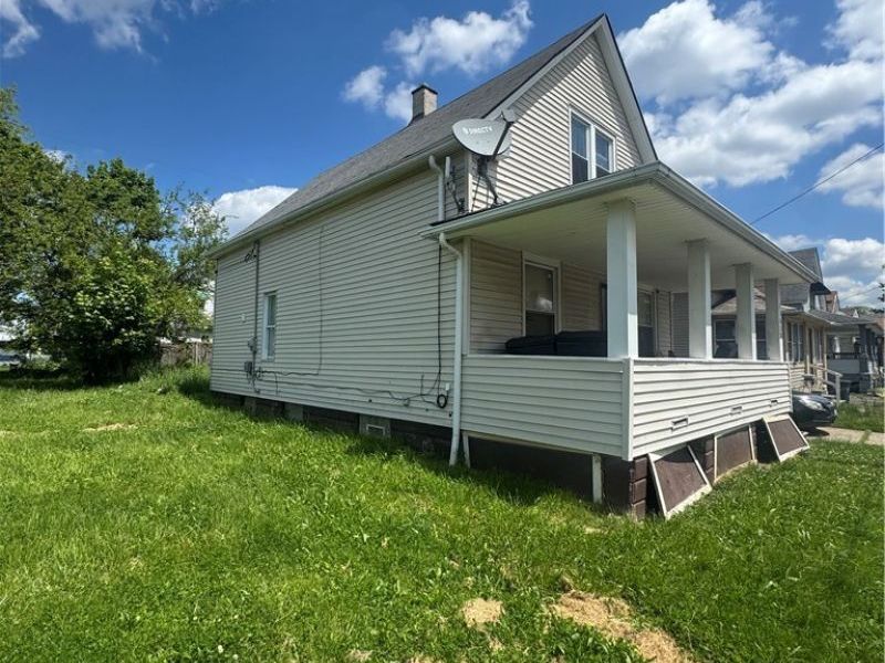 13613 Coath Avenue , Cleveland, OH 44120 Photo 2