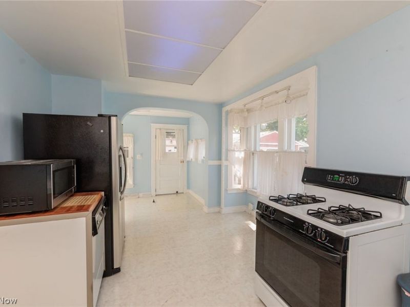 1301 Mathews Avenue, Lakewood, OH 44107 Photo 13