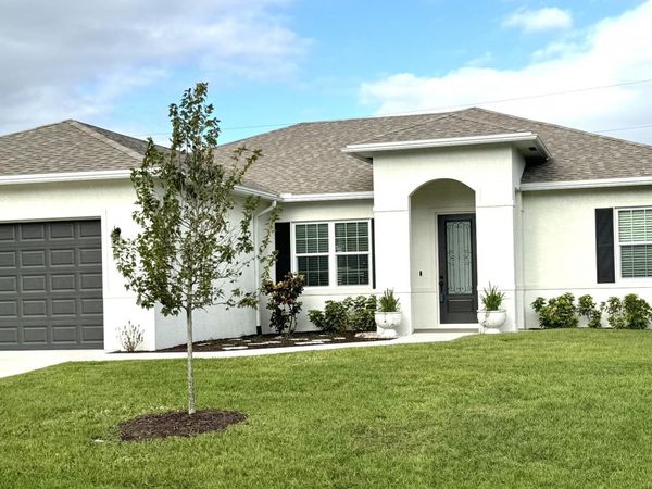 1719 SW Bradway Lane, Port St. Lucie, FL 34953