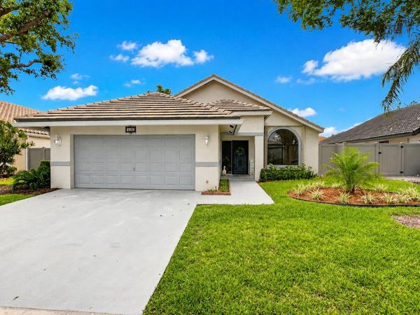 182 Temple Avenue, Boynton Beach, FL 33436
